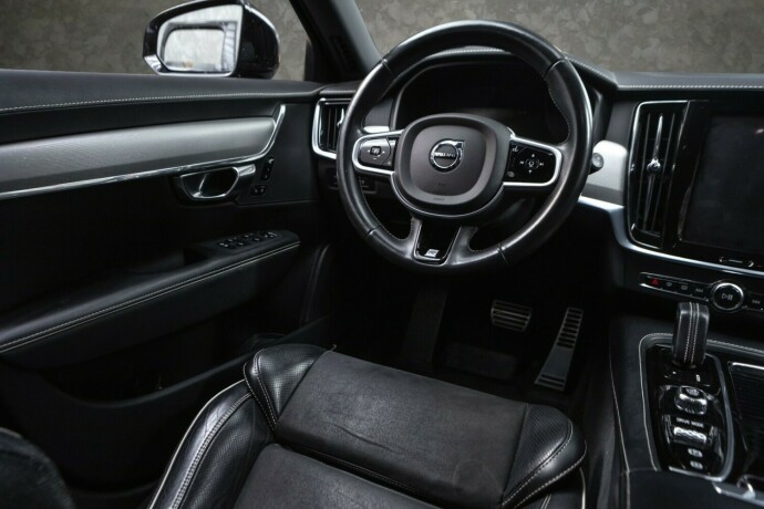 volvo-v90-diesel-2019-big-29