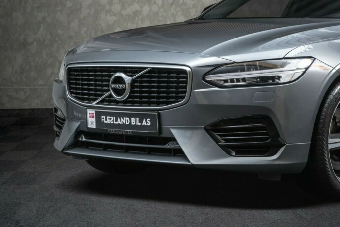 volvo-v90-diesel-2019-big-3