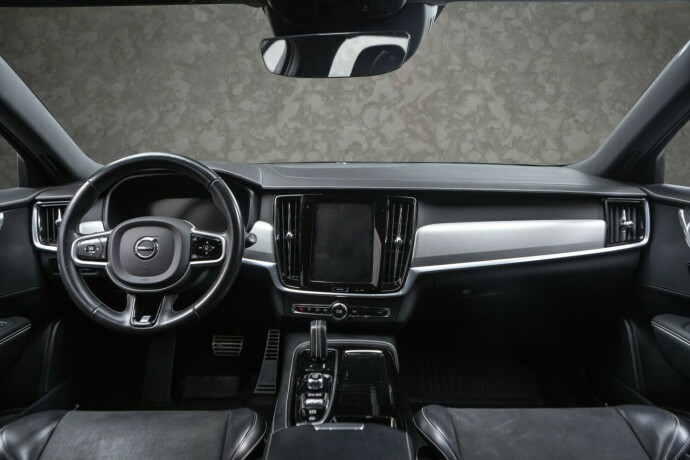 volvo-v90-diesel-2019-big-28
