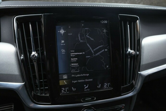 volvo-v90-diesel-2019-big-16