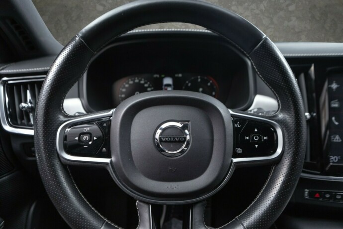 volvo-v90-elektrisitetbensin-2020-big-10