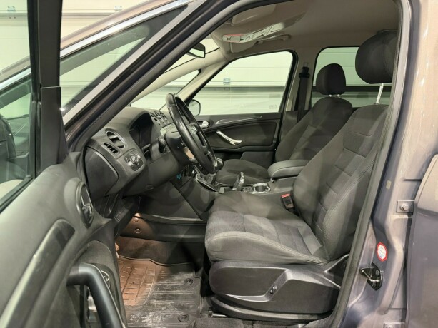 ford-s-max-diesel-2012-big-7