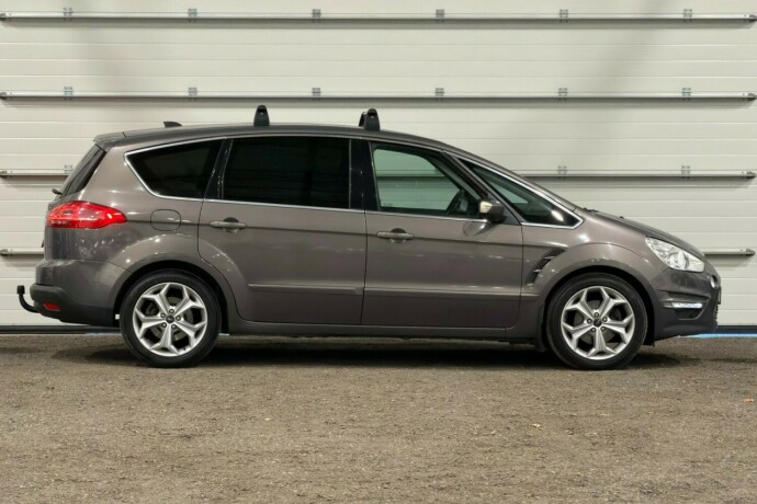ford-s-max-diesel-2012-big-1