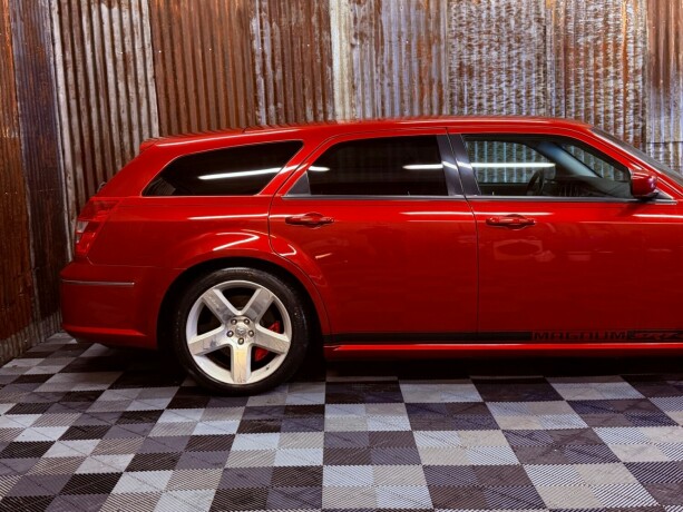 dodge-magnum-bensin-2006-big-3