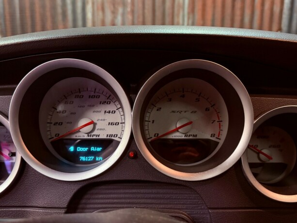 dodge-magnum-bensin-2006-big-20