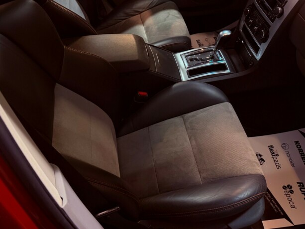 dodge-magnum-bensin-2006-big-25