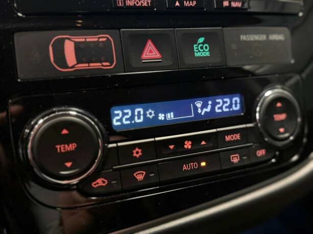 mitsubishi-outlander-elektrisitetbensin-2016-big-24