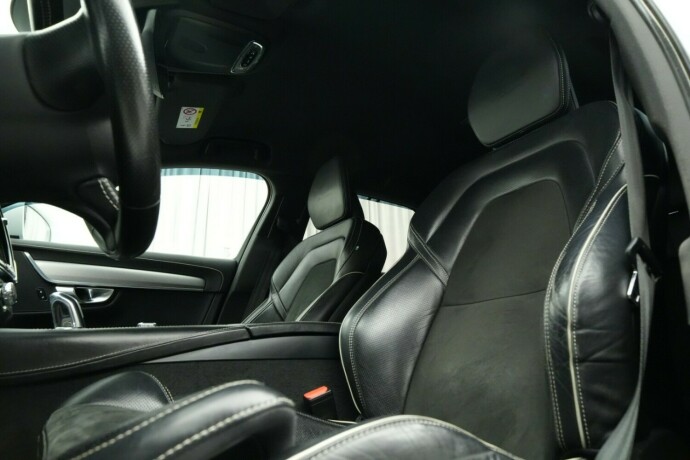 volvo-v90-elektrisitetbensin-2019-big-34