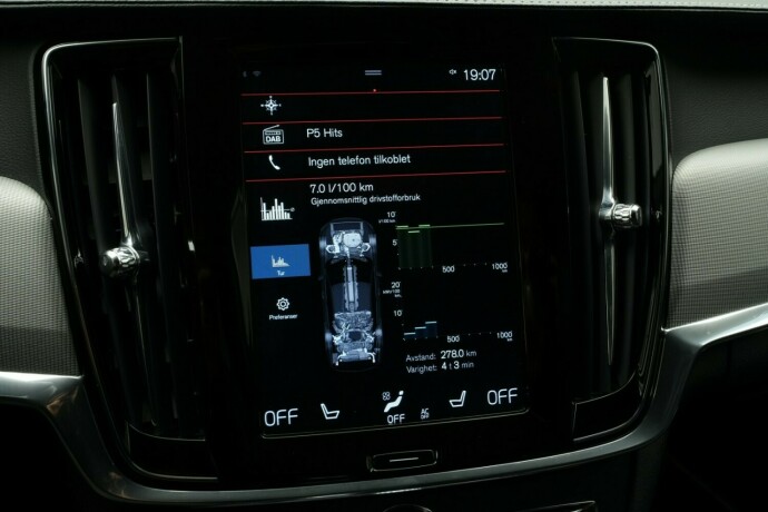 volvo-v90-elektrisitetbensin-2019-big-59