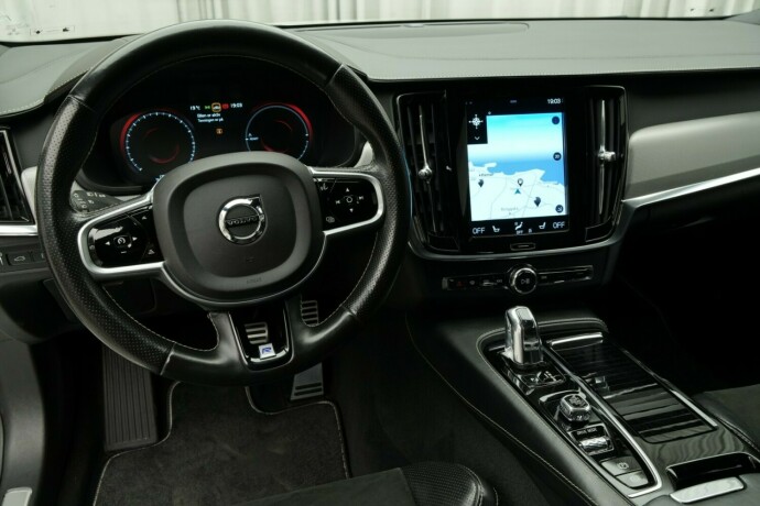volvo-v90-elektrisitetbensin-2019-big-39