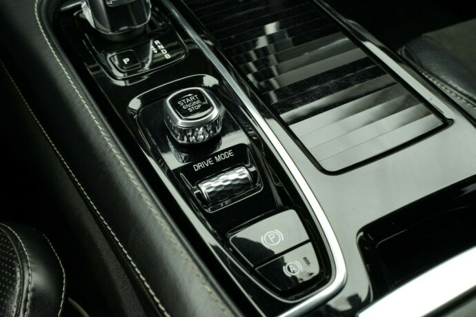 volvo-v90-elektrisitetbensin-2019-big-48