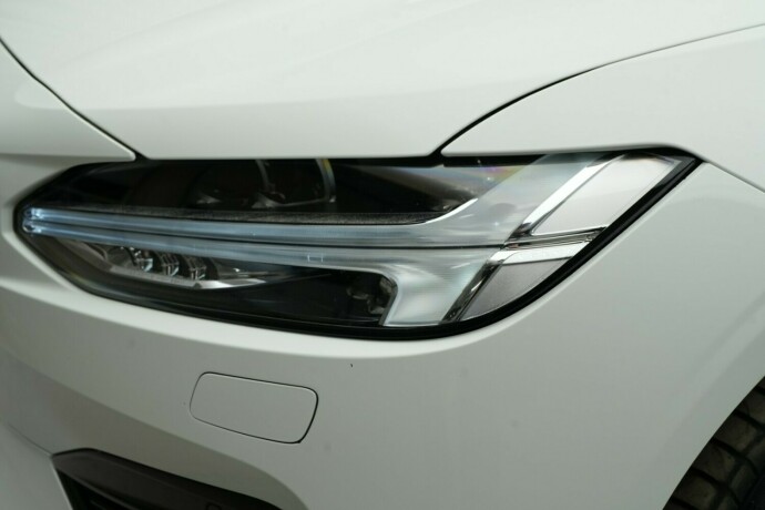 volvo-v90-elektrisitetbensin-2019-big-16