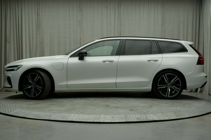 volvo-v60-elektrisitetbensin-2021-big-4
