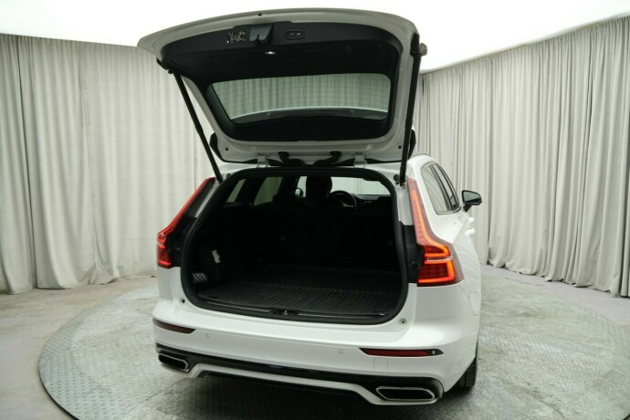 volvo-v60-elektrisitetbensin-2021-big-11