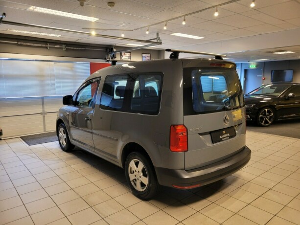 volkswagen-caddy-diesel-2017-big-7