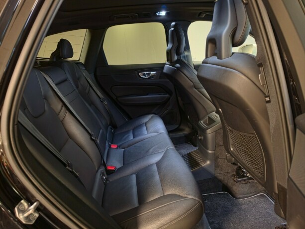volvo-xc-60-plug-in-petrol-2018-big-16