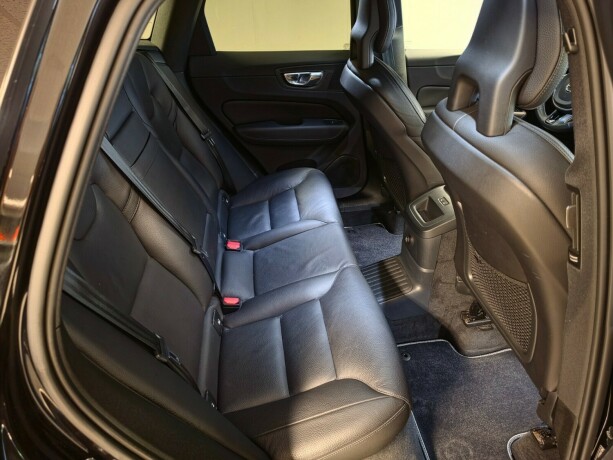 volvo-xc-60-plug-in-petrol-2018-big-17