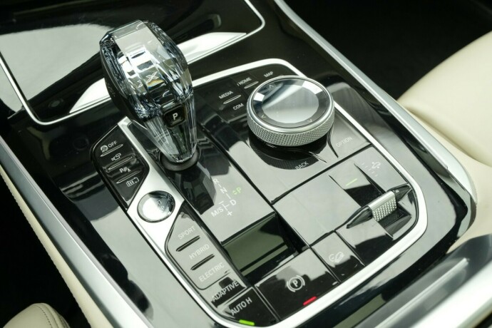 bmw-x5-elektrisitetbensin-2020-big-50