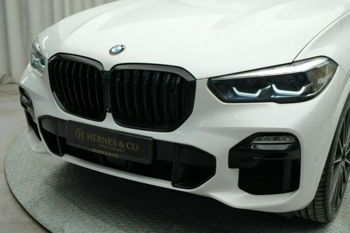 bmw-x5-elektrisitetbensin-2020-big-2