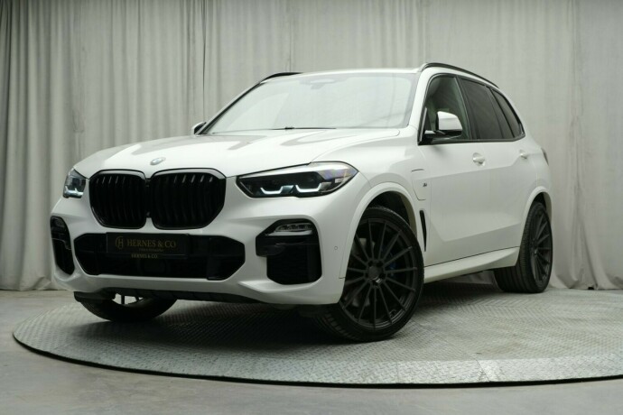 bmw-x5-elektrisitetbensin-2020-big-0
