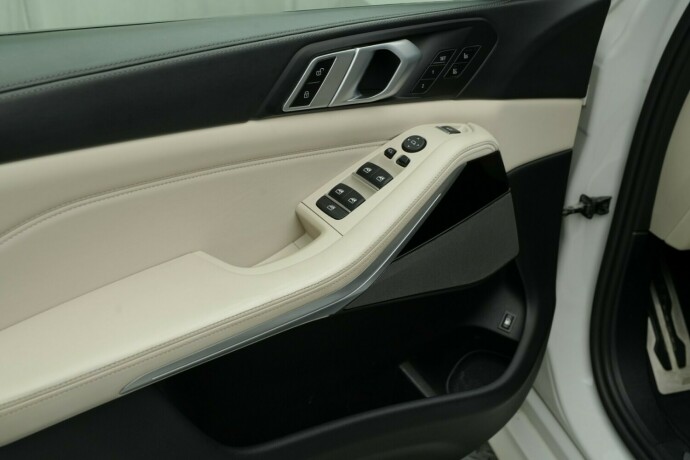 bmw-x5-elektrisitetbensin-2020-big-20