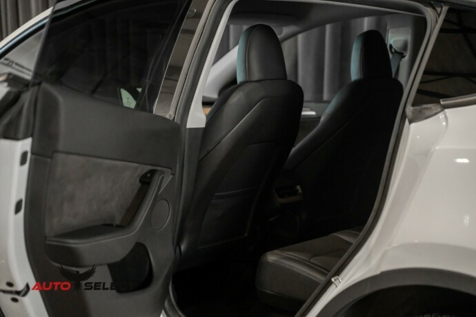 tesla-model-y-elektrisitet-2023-big-16