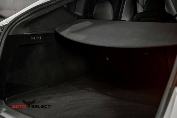 tesla-model-y-elektrisitet-2023-big-12