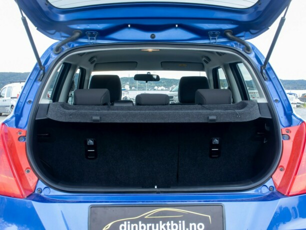 suzuki-swift-bensin-2014-big-13