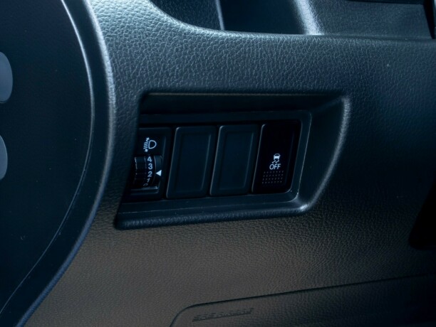 suzuki-swift-bensin-2014-big-20