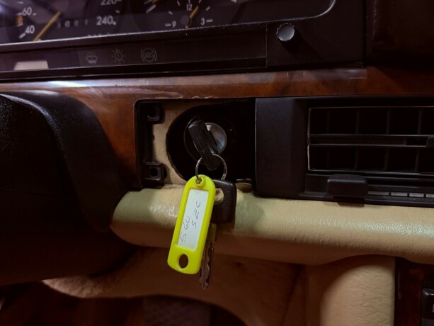 mercedes-benz-500-sec-bensin-1986-big-41