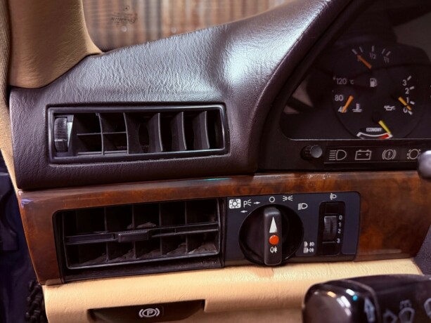 mercedes-benz-500-sec-bensin-1986-big-30