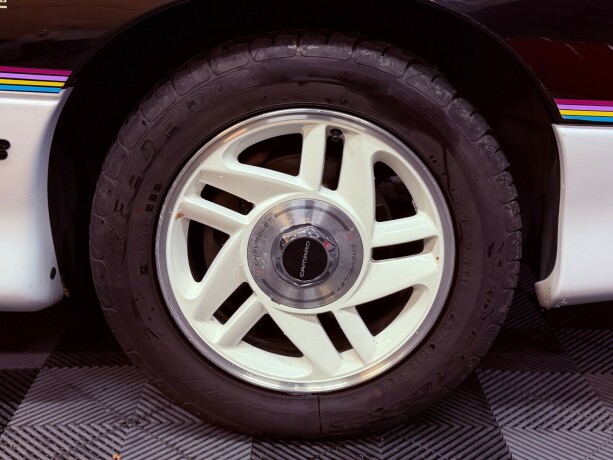 chevrolet-camaro-bensin-1993-big-6