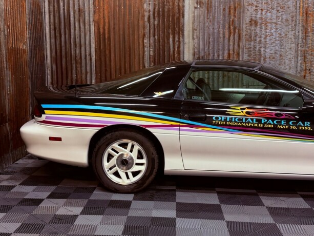 chevrolet-camaro-bensin-1993-big-3