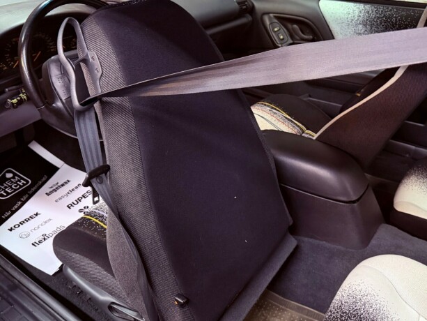 chevrolet-camaro-bensin-1993-big-34