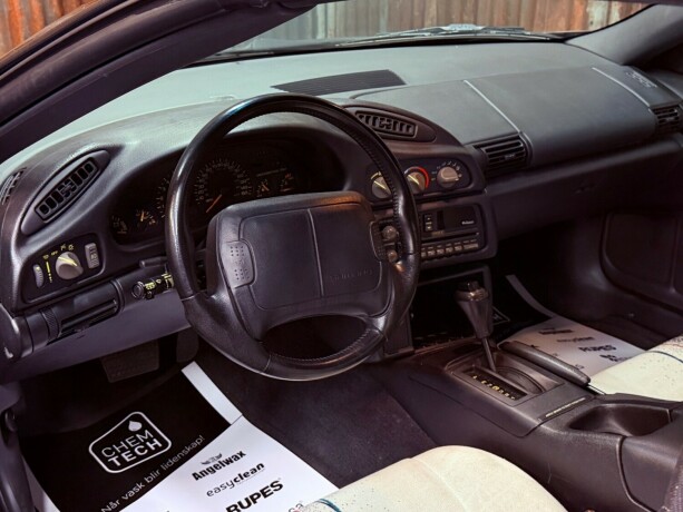 chevrolet-camaro-bensin-1993-big-20