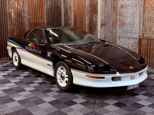 chevrolet-camaro-bensin-1993-big-0