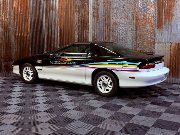chevrolet-camaro-bensin-1993-big-10