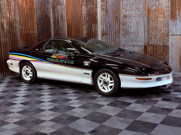 chevrolet-camaro-bensin-1993-big-1