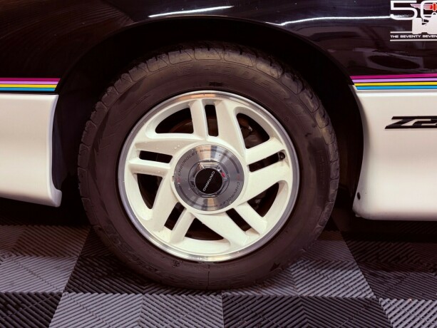 chevrolet-camaro-bensin-1993-big-13