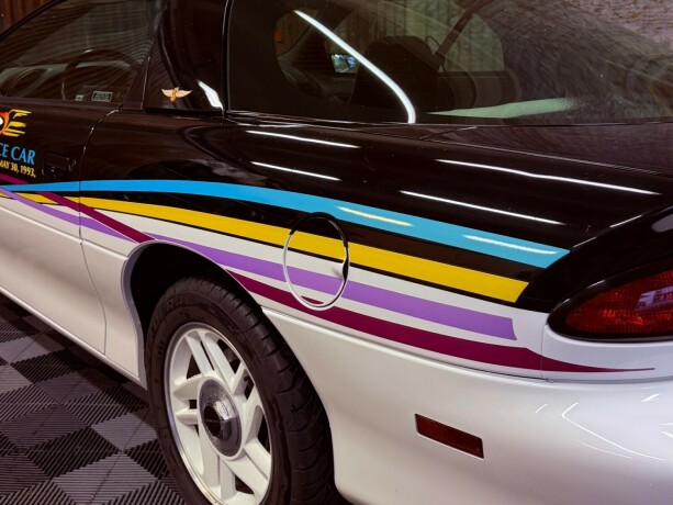 chevrolet-camaro-bensin-1993-big-15