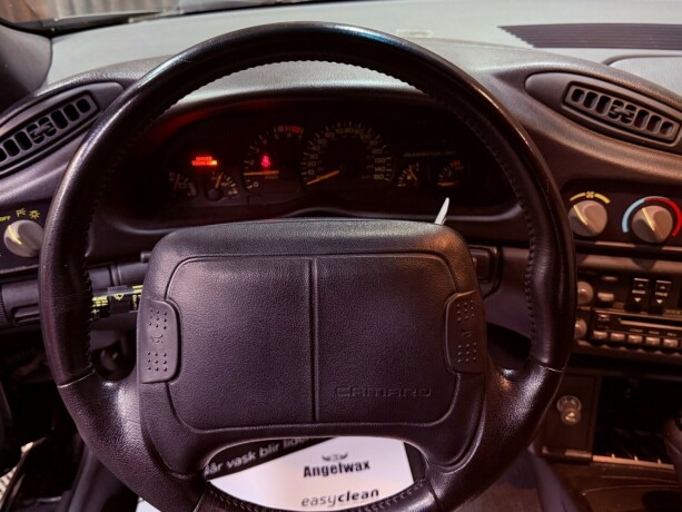 chevrolet-camaro-bensin-1993-big-23