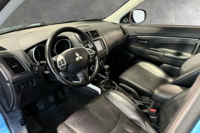 mitsubishi-asx-diesel-2011-big-8