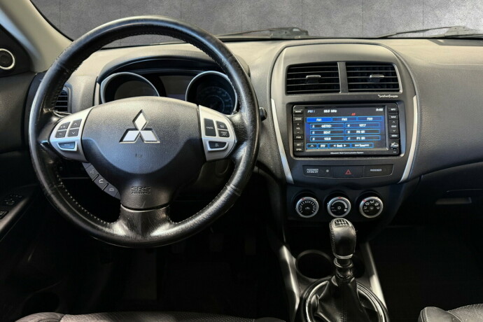 mitsubishi-asx-diesel-2011-big-12