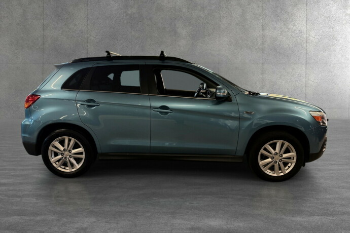 mitsubishi-asx-diesel-2011-big-6