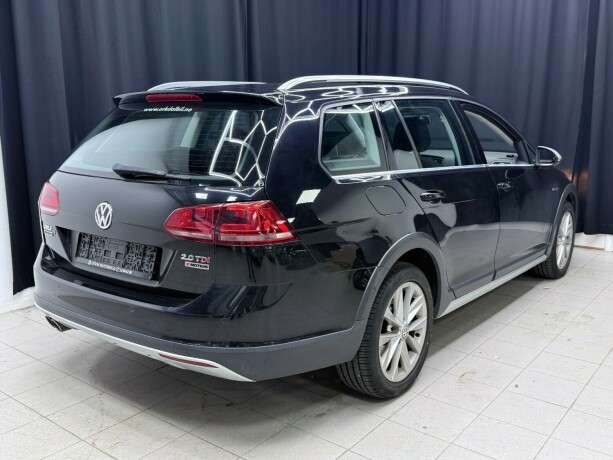 volkswagen-golf-alltrack-diesel-2016-big-5
