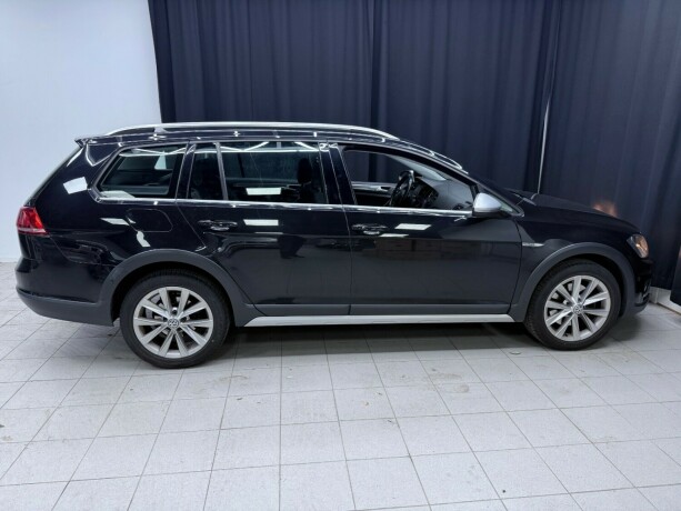 volkswagen-golf-alltrack-diesel-2016-big-8