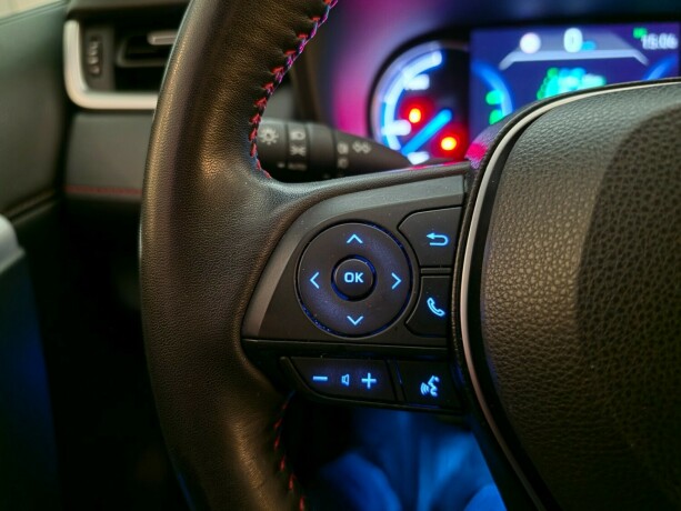 toyota-rav4-plug-in-petrol-2021-big-29