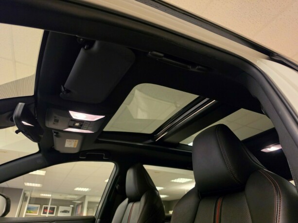 toyota-rav4-plug-in-petrol-2021-big-25
