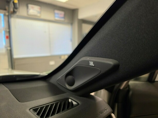 toyota-rav4-plug-in-petrol-2021-big-14