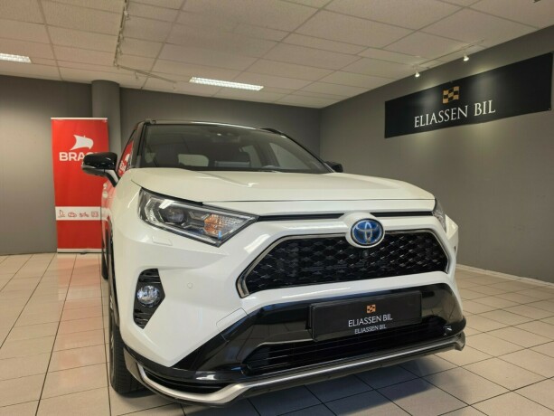 toyota-rav4-plug-in-petrol-2021-big-8
